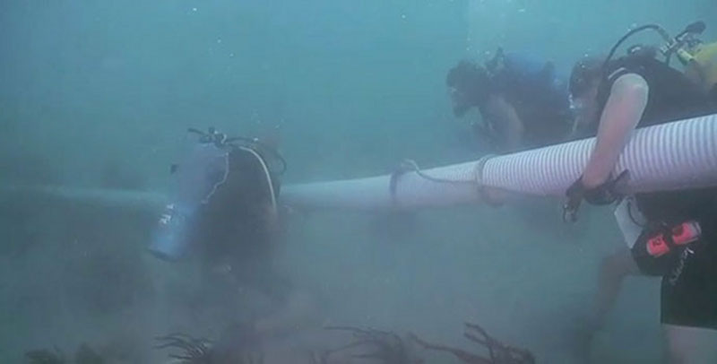 July 25 Video Log Watch as divers sample bedrock chert, survey the site, and collect their tools before heading back to shore for an early conclusion to the expedition.